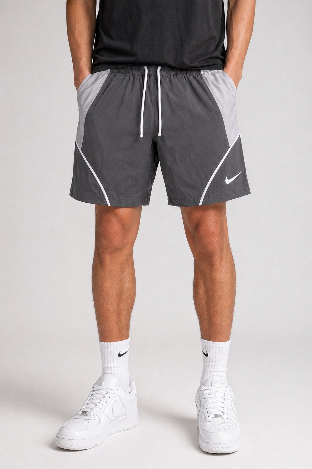 Short elastano Nike recorte grafite  — foto 2